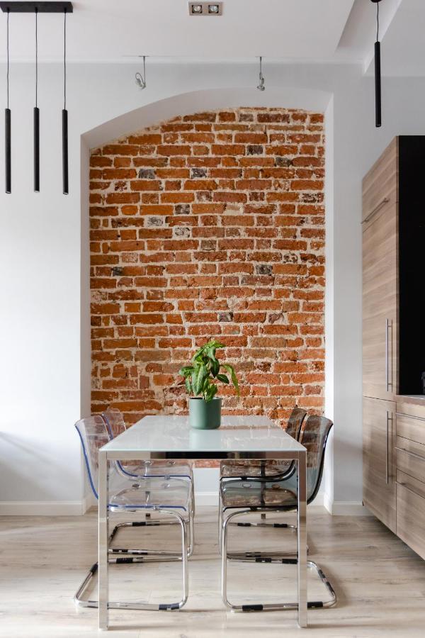 Elegant 2Br, Amazing Old Town Views, Plac Solny Walk To Rynek! Amenities Wrocław Eksteriør bilde